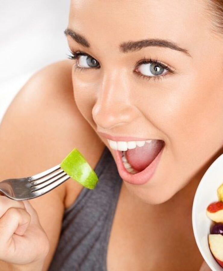 Makan Malam Boleh Nggak Saat Diet? Ini Jawaban Ahli Gizi